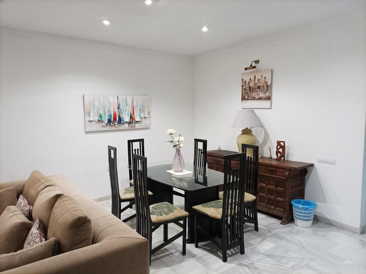 Large 2 Bed Apt Puerto Banus Marina Private Parking Appartement Marbella Buitenkant foto